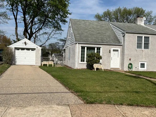 8711 Old Line Rd, Philadelphia, PA 19128