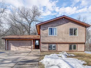 30850 Cedar Crest Trl NE, North Branch, MN 55056
