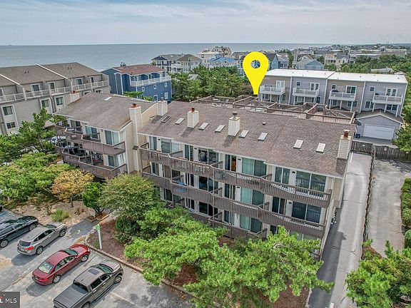 2nd image of 10 Van Dyke Ave #B