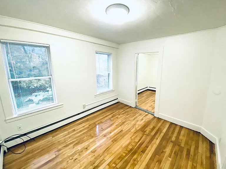 38 Water St — Photo 35