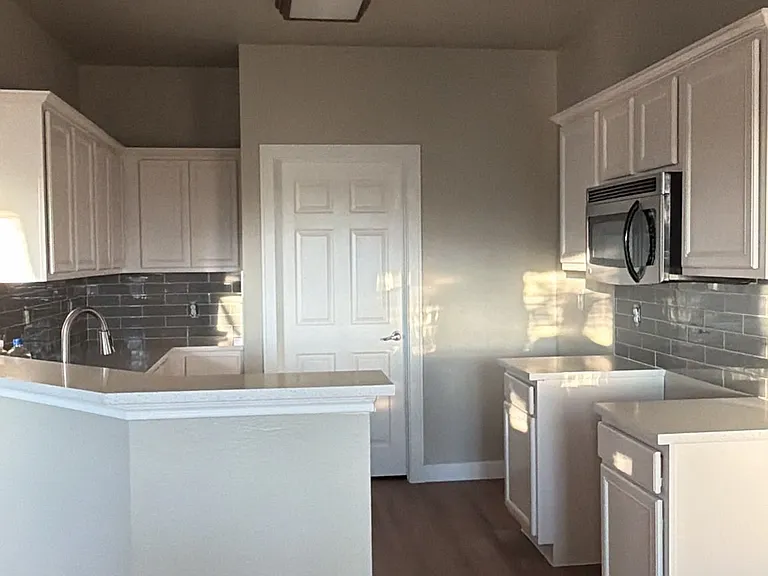 8621 Brunswick Dr — Photo 8
