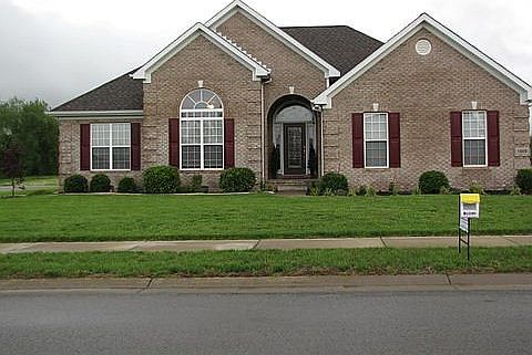 2nd image of 1302 Muirfield Ln