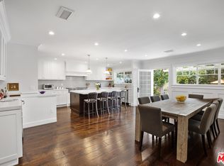 14090 Greenleaf St, Sherman Oaks, CA 91423