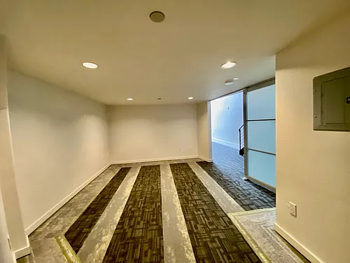 Floor plan 208