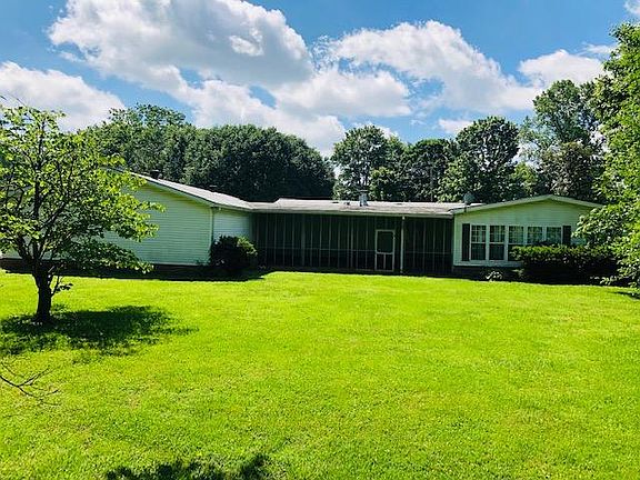 2nd image of 918 Rainbow Dr