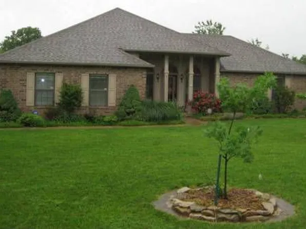 3706 Dove Ln, Loma Linda, MO 64804