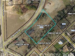 1069 Roberts Dr, Lancaster, SC 29720