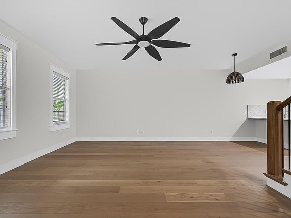 3rd image of 3207 E Community Drive E