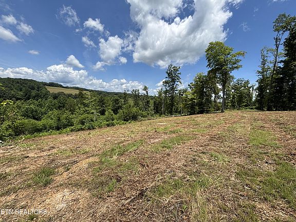 4th image of 626 Sportsman Ln Lot 4