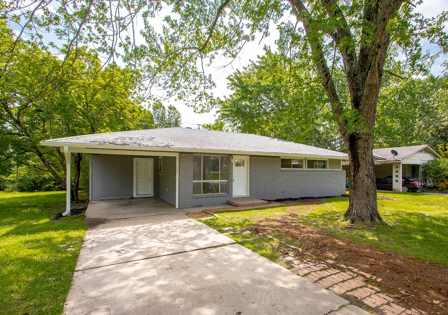 Beautifully Renovated 3-Bedroom Home in West Little Rock — Photo 4