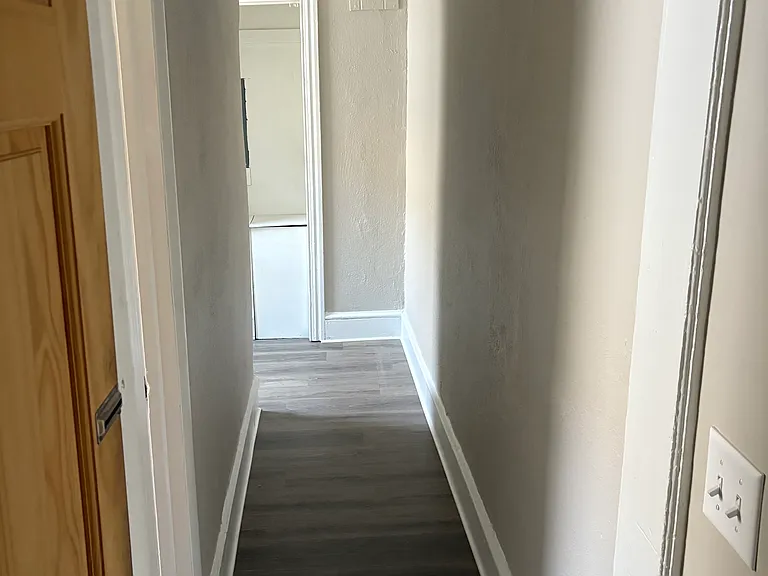 1031 Washington St #2 — Photo 5