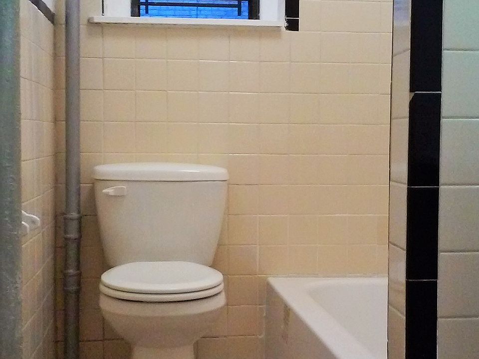 1st image of 421 Crown St APT 10L