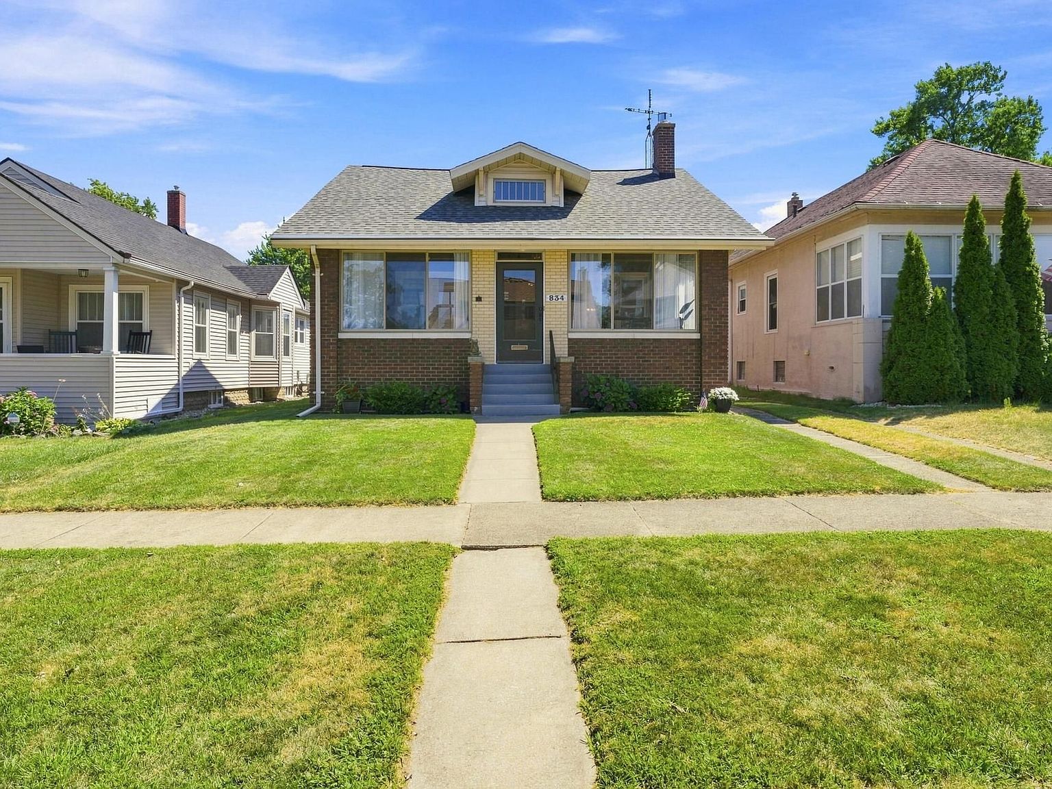 834 Lewis Ave, Saint Joseph, MI 49085 | Zillow