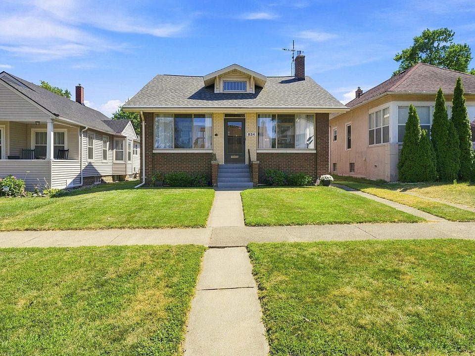 1st image of 834 Lewis Ave
