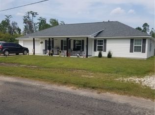 48 Hawks Way, Waynesville, GA 31566