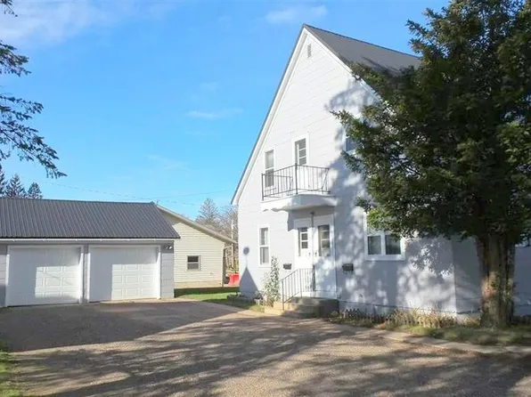 219 N 7th St, Medford, WI 54451