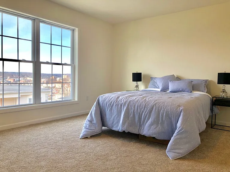 Hawkes Nest Realty — Photo 12