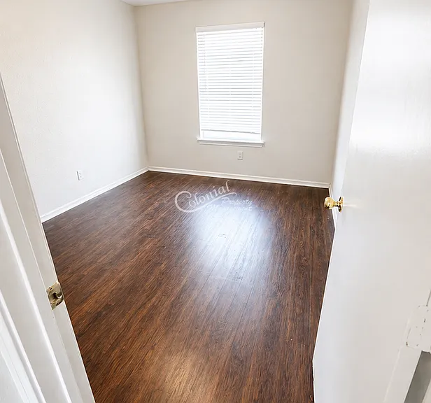 1501 Benttree Dr #D — Photo 8