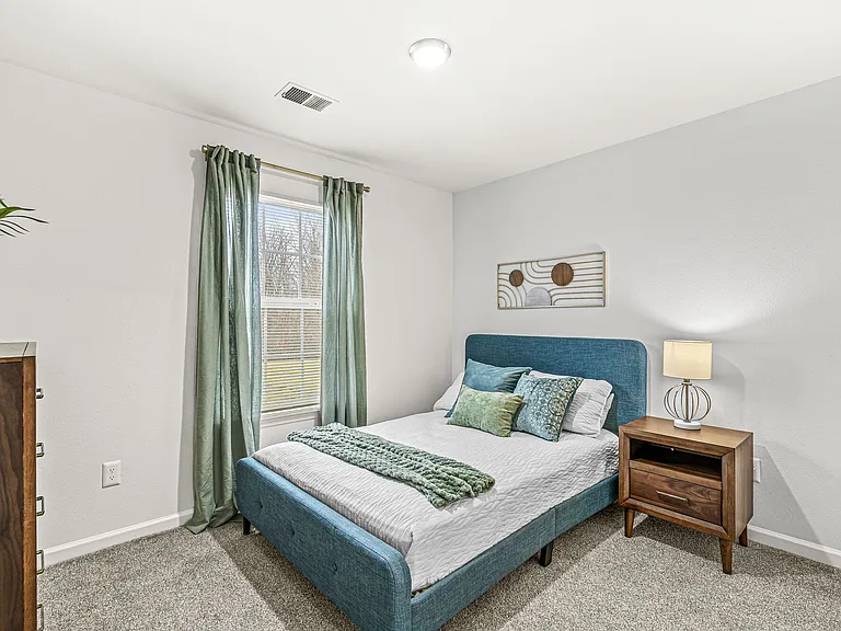Arborwood Apartments — Photo 17