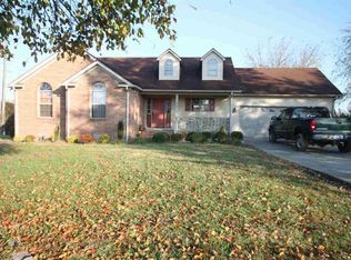 772 Utterback Rd, Murray, KY 42071