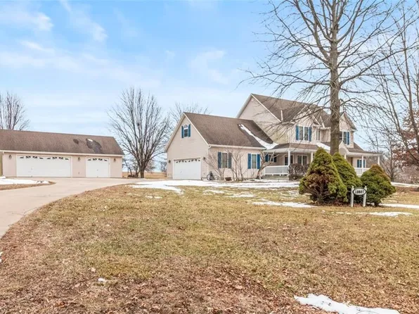 18607 S Askew Ave, Belton, MO 64012