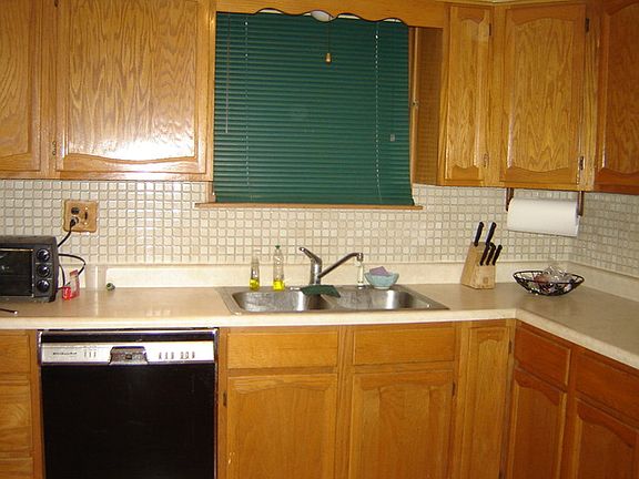 4th image of 873 E Grant Dr