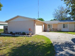 8255 91st St, Seminole, FL 33777