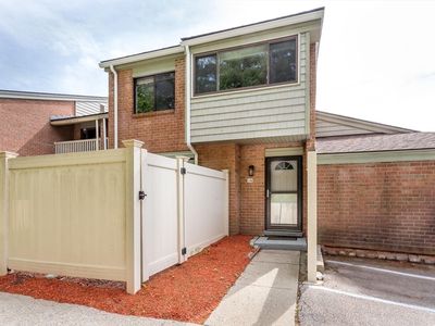 148 Greenbrook Dr #69-6, Stoughton, MA, 02072