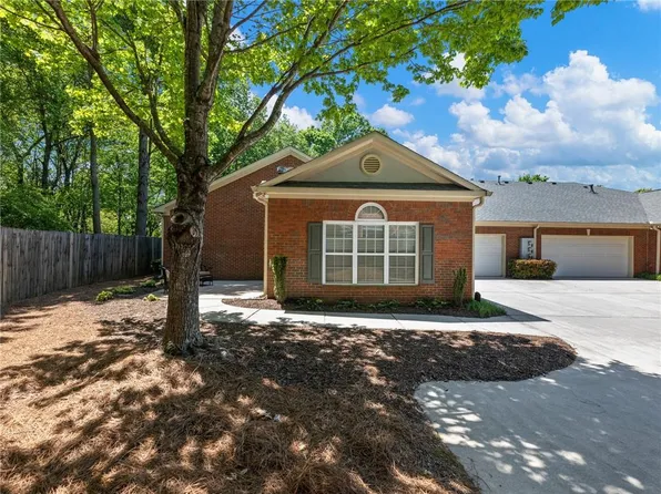 119 Holiday Rd Unit 1204, Buford, GA 30518