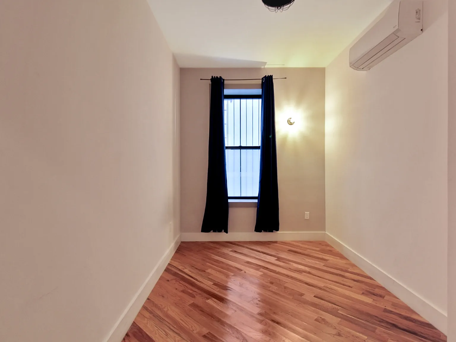190 Utica Avenue — Photo 4
