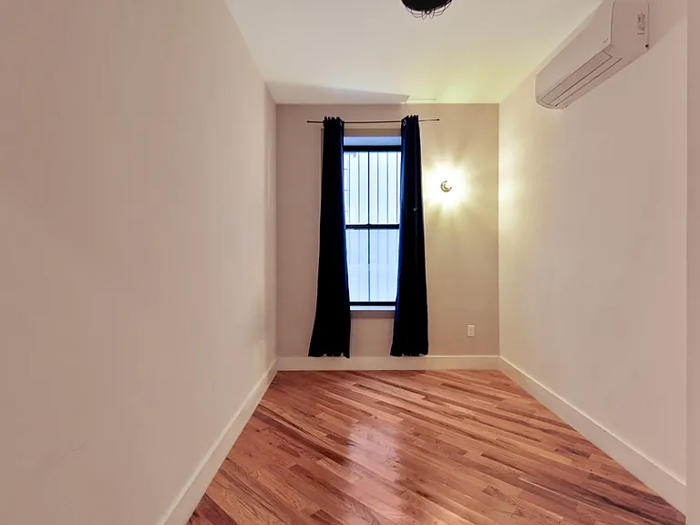 190 Utica Ave #4B — Photo 4