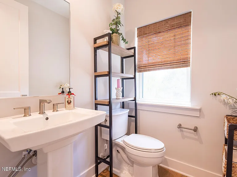 1624 Piazza Pl — Photo 22