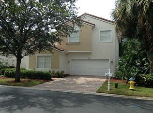 7455 NW 19th Dr, Pembroke Pines, FL 33024