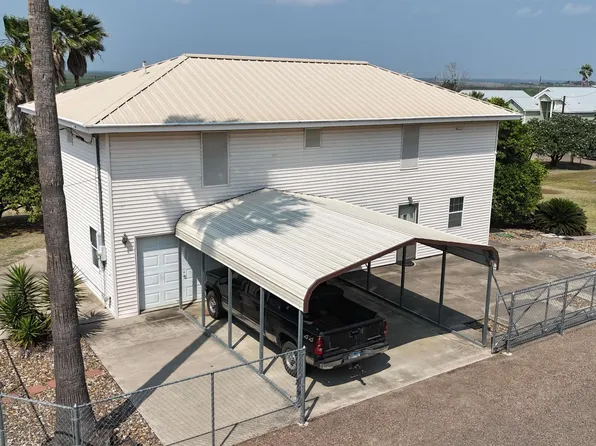5205 Pascual St, Zapata, TX 78076