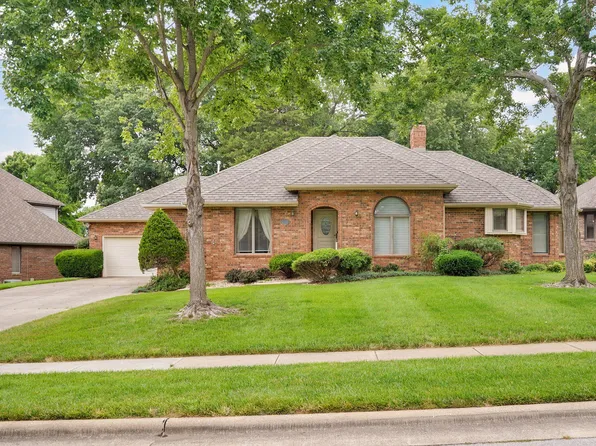 2017 E Richmond Street, Springfield, MO 65804