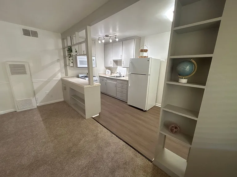 Live Where Downtown Meets Midtown at 1808 N Street — Photo 12