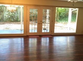 1303 Sunset Dr, Greensboro, NC 27408