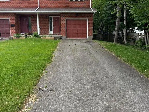 44 Nelson Trl, Welland, ON L3C 0J4