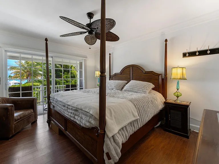 235 W Seaview Cir — Photo 19