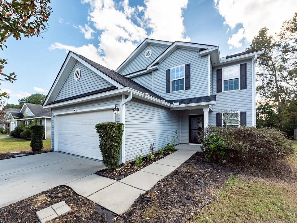 139 Saint Charles Way
