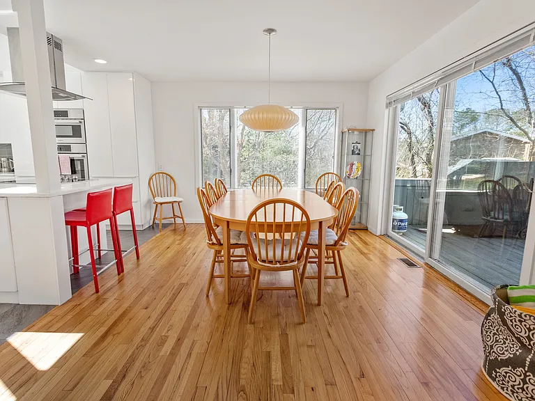 17 Hillside Rd — Photo 6
