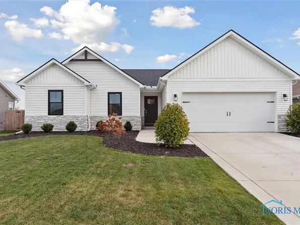 203 Kierra Ln, Swanton, OH 43558