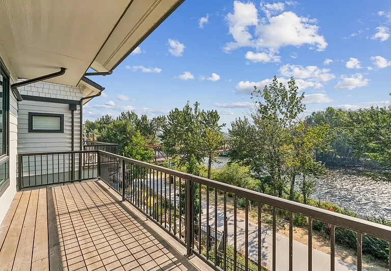 3520 N Prospect Ln #1 — Photo 25