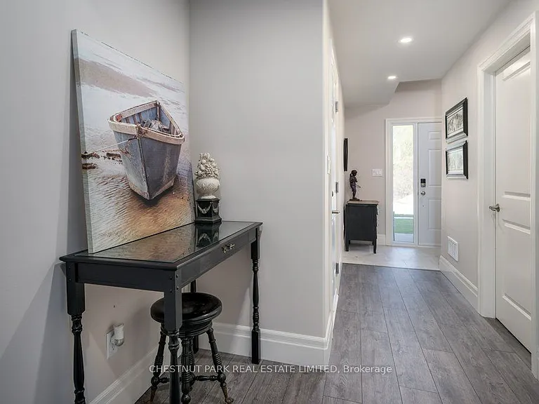 87 Buchanan Ave — Photo 8