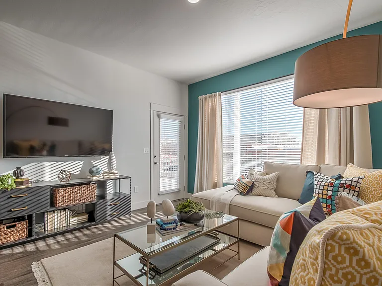 The Bonneville Apartments — Photo 23