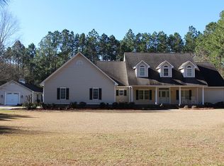 135 Mockingbird Ln, Alma, GA 31510