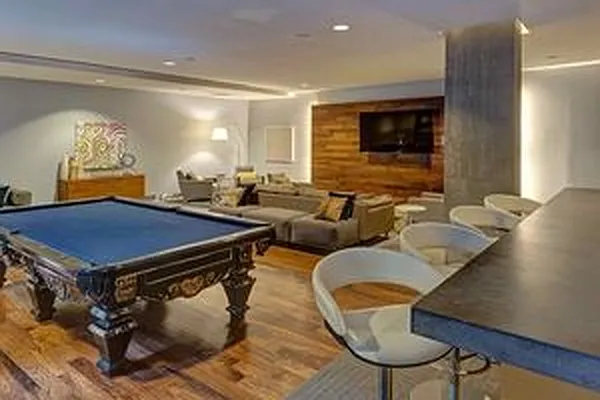 Rented by Warren T Real Estate Corp. | media 1