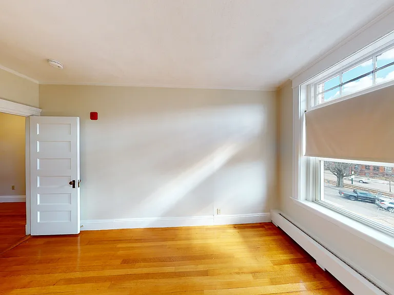 1904 Beacon St #1 — Photo 4