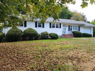 26 Fernwood Dr, Rocky Hill, CT 06067