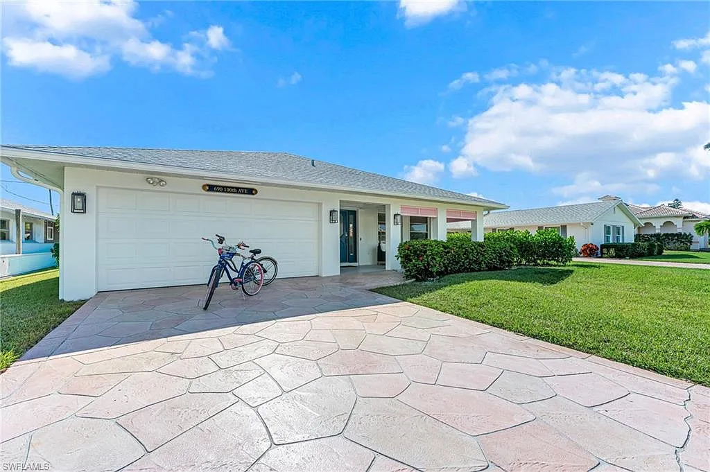 3 bed, 2.0 bath, 1800 sqft, $12,500 — Photo 2
